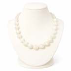 CHUNCKY BEADED NECKLACE - IVORY 