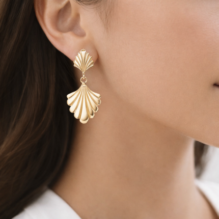 SHELL EARRINGS - GOLD 