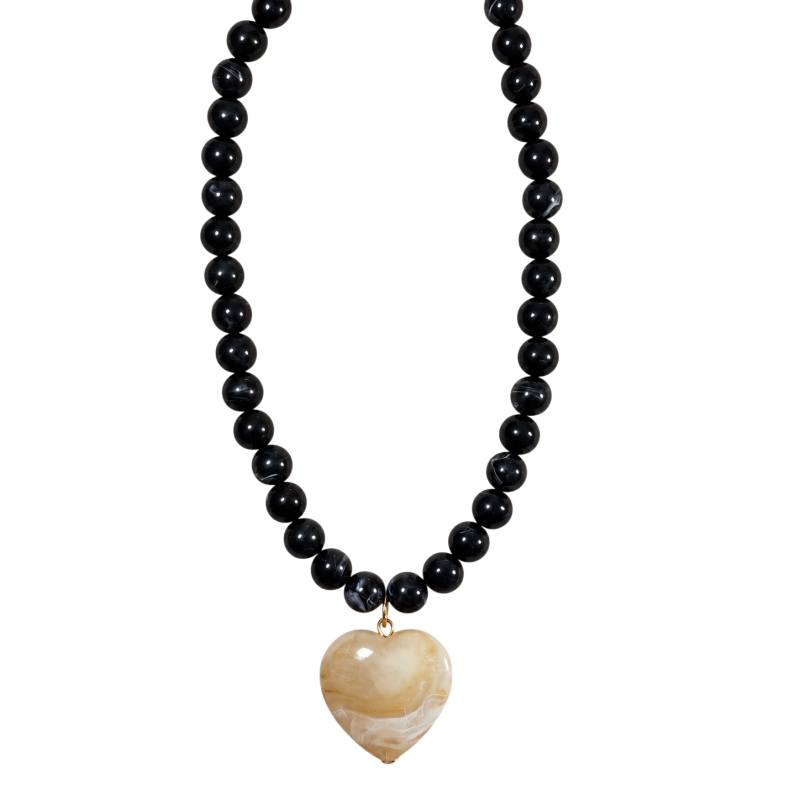 BLACK BEADED NECKLACE - HEART PENDANT