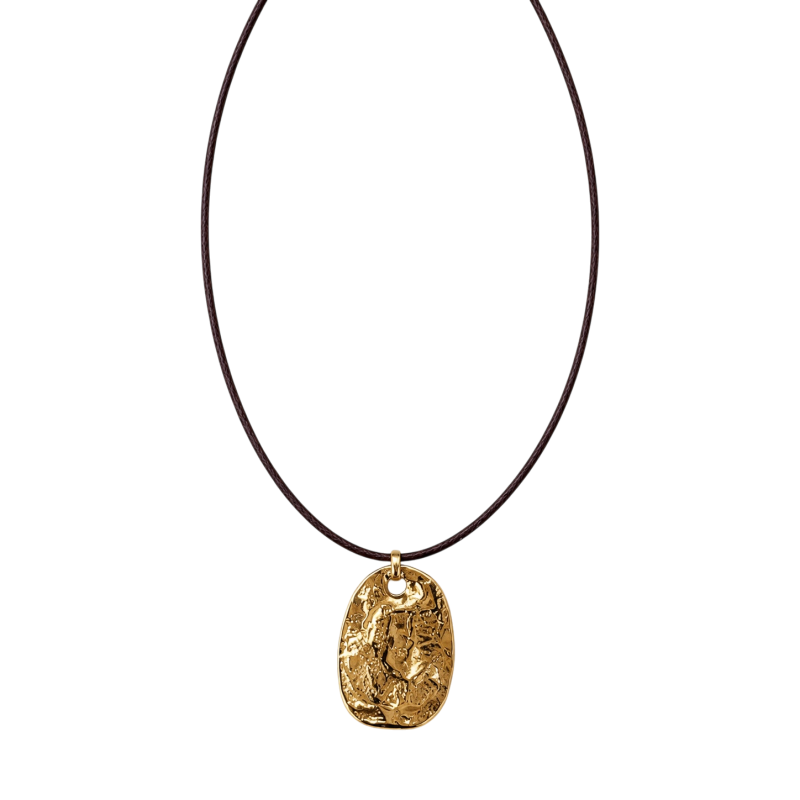 HAMMERED PENDANT CORD NECKLACE