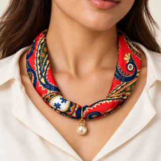 SCARF NECKLACE W/ PEARL - RED PAISLEY 