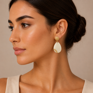 RESIN DROP EARRINGS - WHITE 