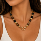 BEADED CHARM NECKLACE - BROWN 