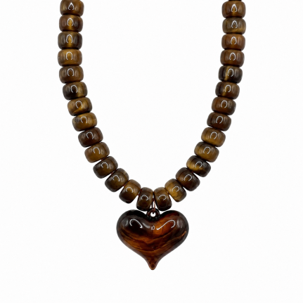 HEART RESIN NECKLACE - DARK BROWN