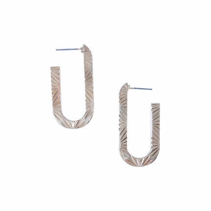 TEXTURED OVAL HOOP EARRINGS - SILVER