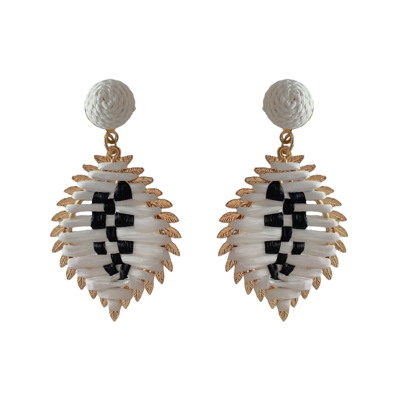 RAFFIA WOVEN MARQUISE LEAF DETAIL DROP EARRINGS - WHITE
