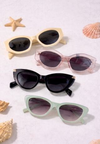 banner-4 color-black